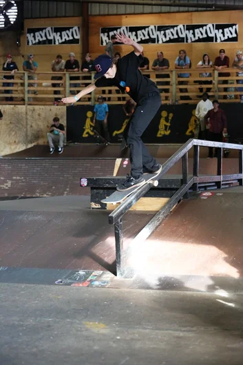 <!-- 2013harvestJam -->

Plan B’s Jagger Eaton - bs smith down the rail.