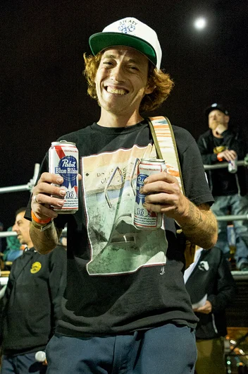 <!--pro17-consjambart-->

Riley Stevens picked up 8th place in the Concrete Jam.