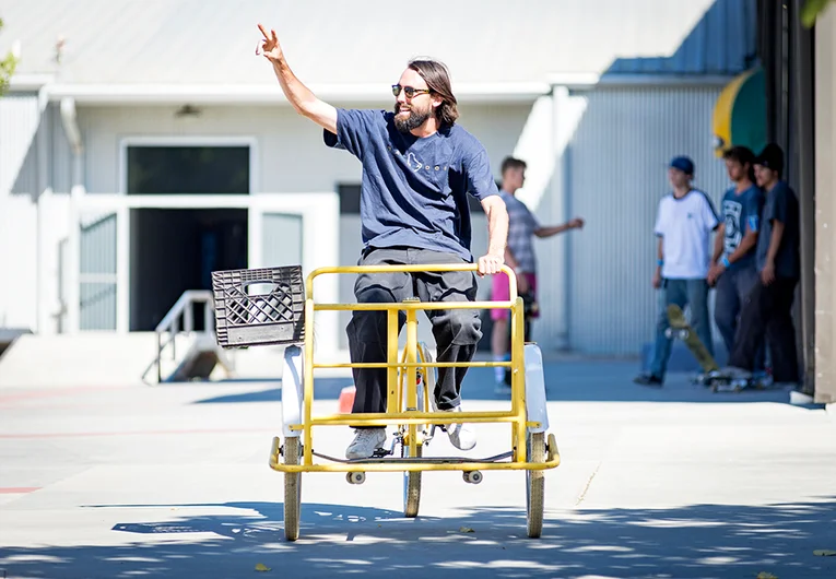 <!--daww19quals-->

Chris Blake is having so much fun at Woodward West he’s riding around on this wacky bike hollering ‘Top of the mornin’ to yuh’ to all the peoples.
