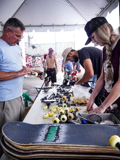 Skate Community Board Build