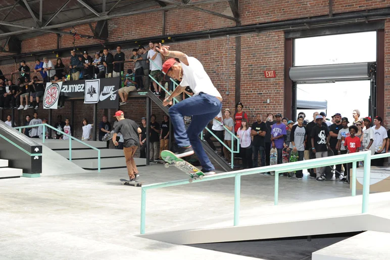 Boo Johnson - noseblunt slide.<!-- Damn Am Los Angeles 2013 Qualifiers -->