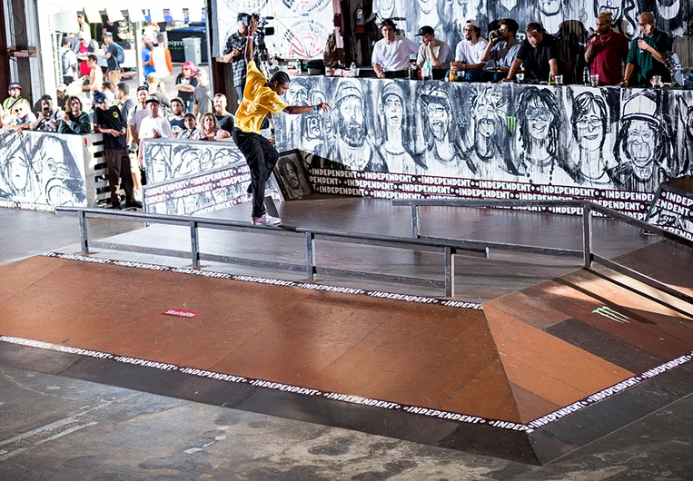 <!--am18qualsphotos-->

Dominick Walker goes the distance with a Crook Grind.
