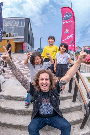 DJ Wade is for the children!


<!--damnamjapan2023womensqualifiers-->