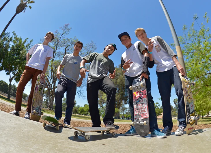 <!--dala152-->

Snake Run waiting area turns boy band album cover.