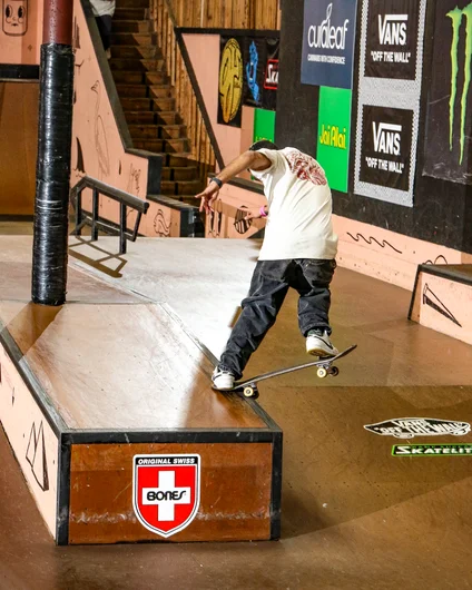 Maycon - Back 180 Nosegrind

<!--harvestjam2023-->