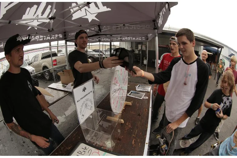 <!-- 2013harvestJam -->

Casey and Mikah giving away <a href=