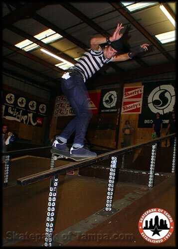 Corey Duffel - frontside noseslide