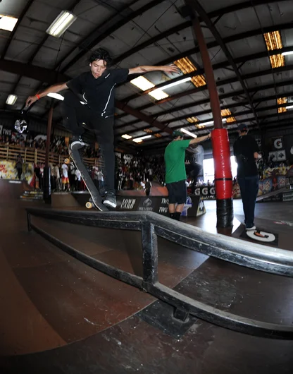 <!--finalspro14-->

This is how to pop out of a crook pop-over, kids, and this is how to skate the finals at Tampa Pro.
