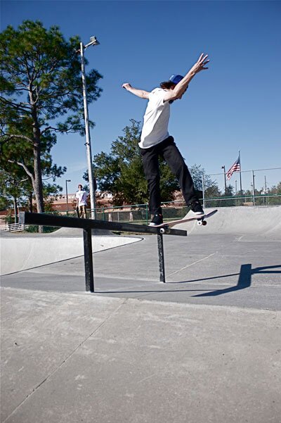 Ian Gow, back tail on the bump to rail at Milton