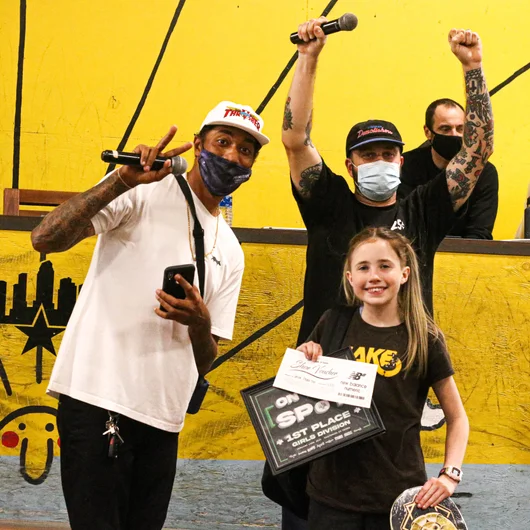 We we're stoked to see all the girls come out and skate. Here's the Girls Division winner, Shiloh.<!--onthespot21-->