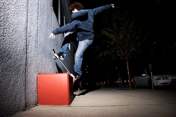 Piro Sierra - front bluntslide against the wall