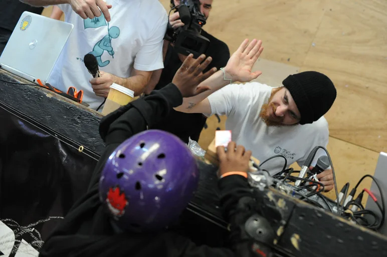 Pause for high fives with Mike Anderson.<!-- Valentine's Day Massacre 2013 Presented by Converse -->