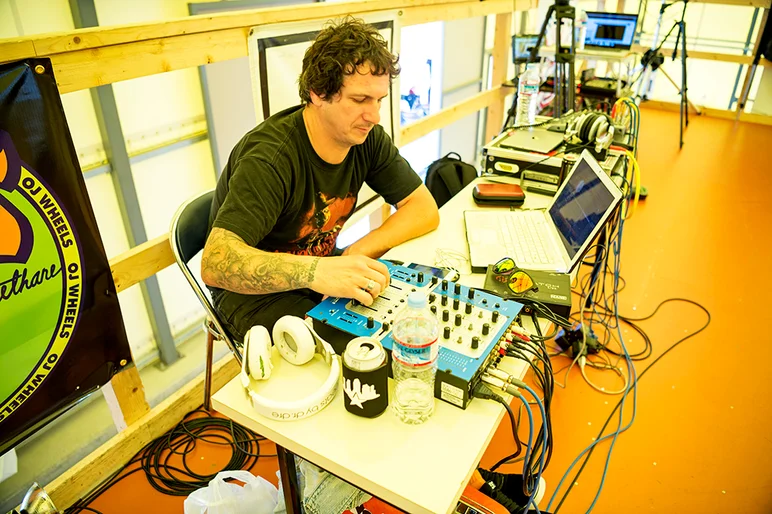 <!--dajapan18-day1-->

We got our DJ back, welcome home Wade!