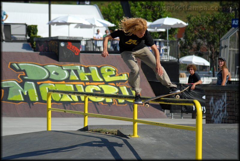 Elissa Steamer - boardslide on the bump to rail