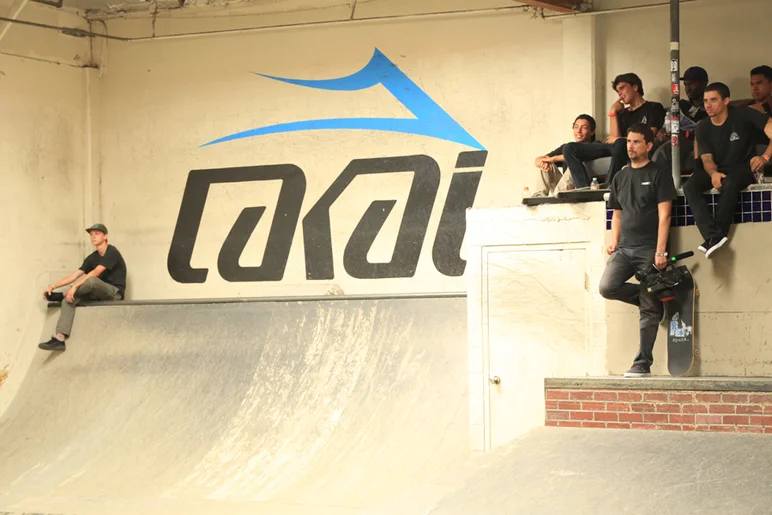 <!--agenda14-->

Legend Aaron Meza.










