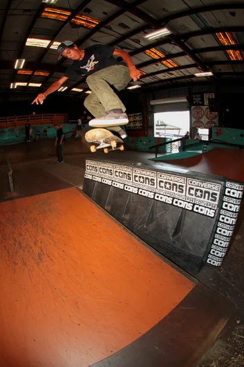 <!--ahday16cons-->

Jordi Zapata coming through with a Kickflip BS Tailslide on the barrier. 