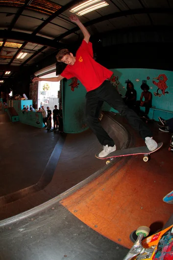 <!--sr16-->

I’ve seen Nick Wallace skate these contests for years and he’s always missed first place somehow or someway. This contest, he dialed things down like this Lipslide all the way around and to fakie and took home 1st!