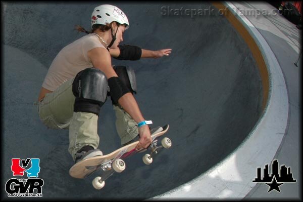 etnies Goofy vs Regular Bowl Jams