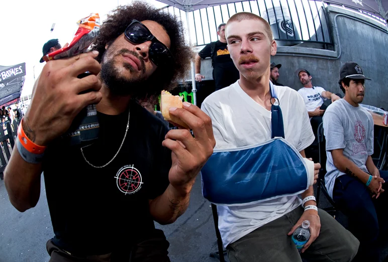 <!--am15sunday-->

Cody Chapman gotta Booboo while Blake Johnson saves some mustard for later.