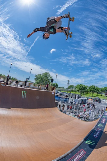 Leonardo Vinicius is only 12 years old and can air 12 feet above your head.

<!--tampapro2024day1-->