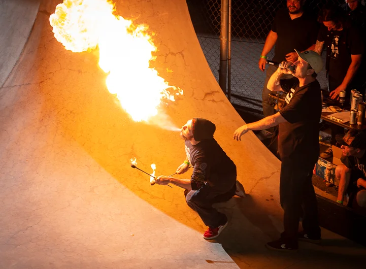 Schaefer hired a bunch of dudes to breath fire at the Concrete Jam this year. This dude was wild

<!--tampapro23concretejam-->