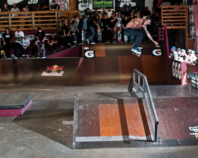 <!--ta14-fd-->

SPoT team rider James Cobb with an almost unnecessarily huge ollie over the rail.