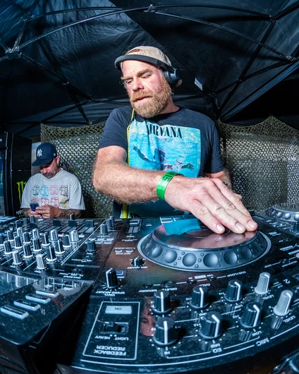 Dj Redbeard brought the bangers all weekend. Look him up on Soundcloud for some wild mixes

<!--damnamnetherlandsday2qualifiers-->