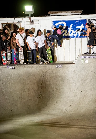 <!--am17-ccj-->

Souta Tomikawa clears the wall with a footplant.