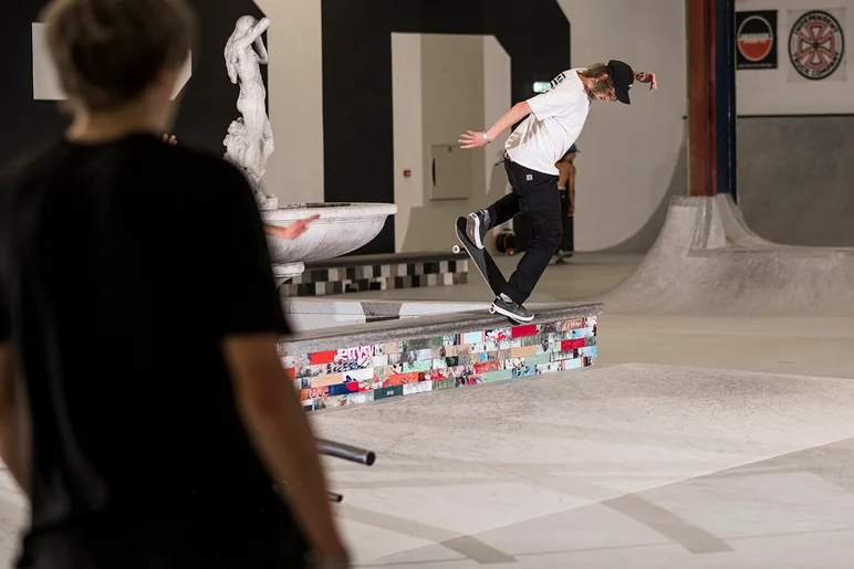 <!--daams17qual-->

Robbin de Wit - Backside Noseblunt Pop Out