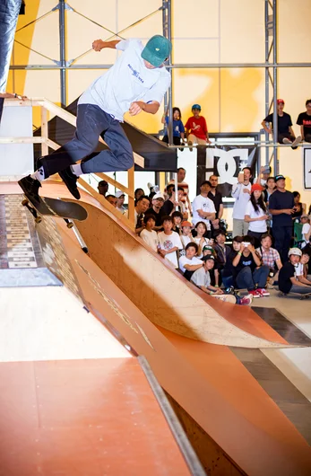 <!--daja18finals-->

This a cool one..  No-Comply Sugar-Cane performed by Shintaro Hongo.
