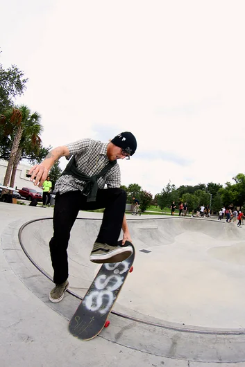 <!--gsd17-->

Dalton - Sweeper