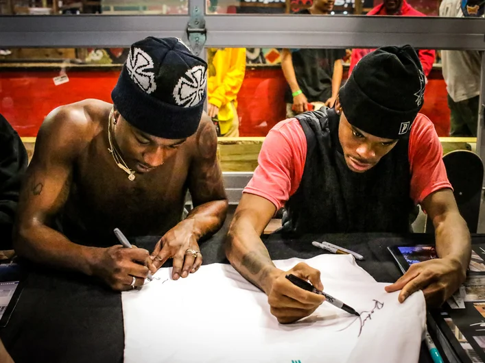 <!--primitivedemophotos-->

Two skaters, One Tee. That’s what we call Autograph Efficiency 
