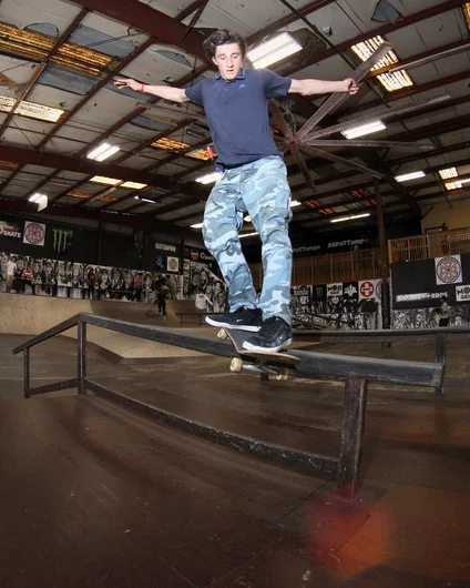 <!--sr19photos-->

Beau James : Front Feeble