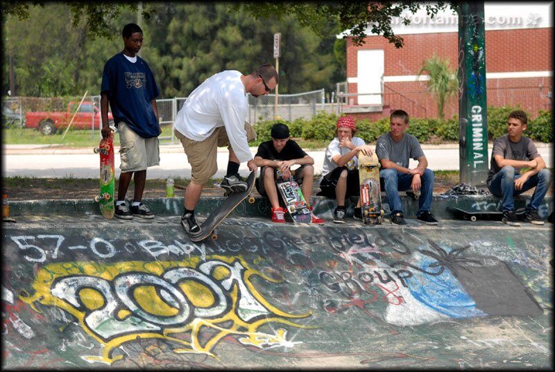 Go Skateboarding Day 2009 - The Bro Bowl