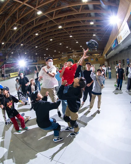 Give me dat hat!


<!--damnamjapan2022finals-->