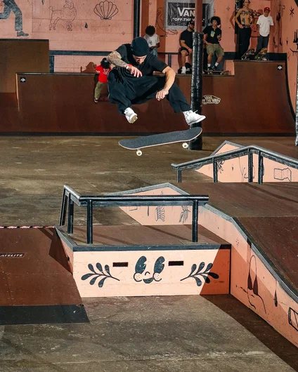 Vice Crew's Lester Cepero to the Moon with this Frontside Flip

<!--clashofthecrews23day2-->