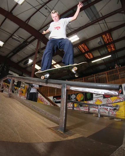 <!--hj18-->

Tristan Andras : Front Blunt