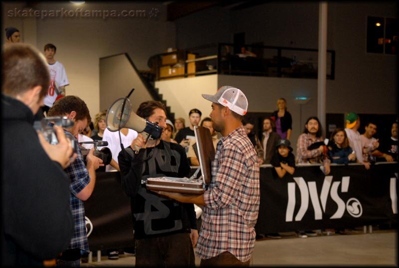Who did Koston give out the case to?