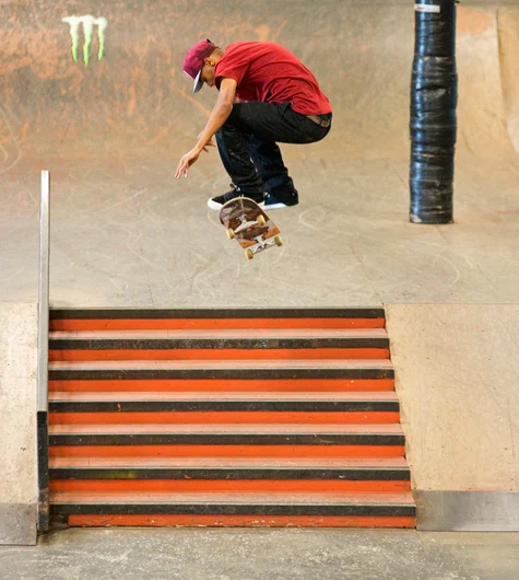 <!--pro16sunday-->

Tommy Fynn gets Semis practice started with a Fakie Flip down dem steps.