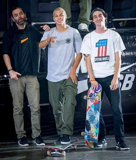 <!--dala18quals-->

Our Golden Ticket winners with a straight shot to the Finals.  Marcos in 2nd and Tyson Bowerbank qualifying 1st.