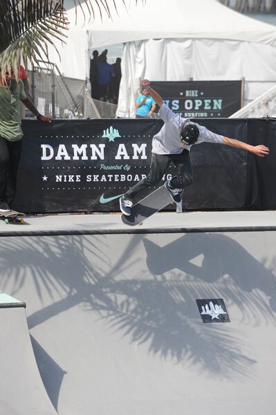 Tyson Bowerbank - kickflip back disaster