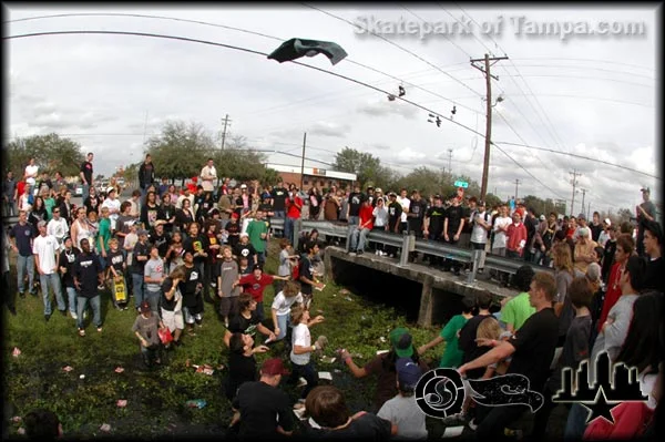 <!--moatphotos2018-->

Tampa Am 2006.