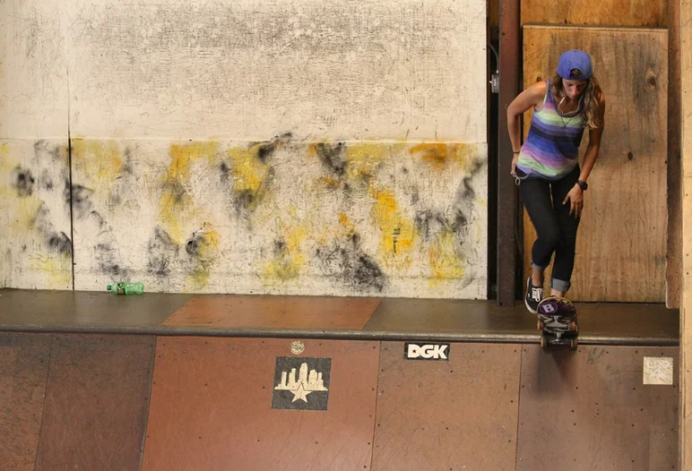 <!--skim2014-->

Representing for the ladies was Amber Torrealba. Don’t let the good looks fool ya, this girl had style. 