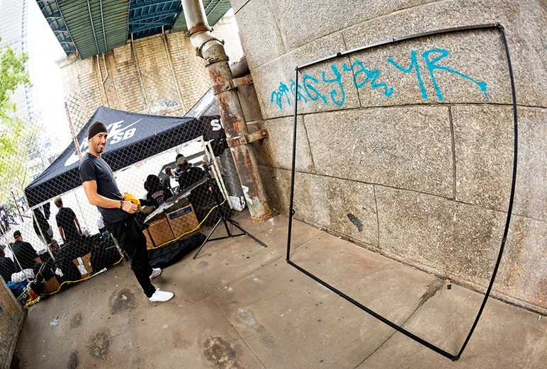 <!--dany18finalsphotos-->

Legendary Photographer, Pete Thompson up to something special.