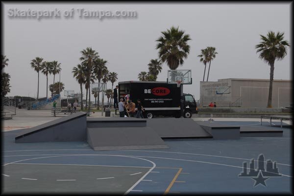 Venice Beach Lurk Out