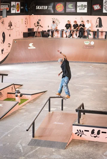 Leandro back again with an A-Framed Front Board.

<!--tampapro23day1-->