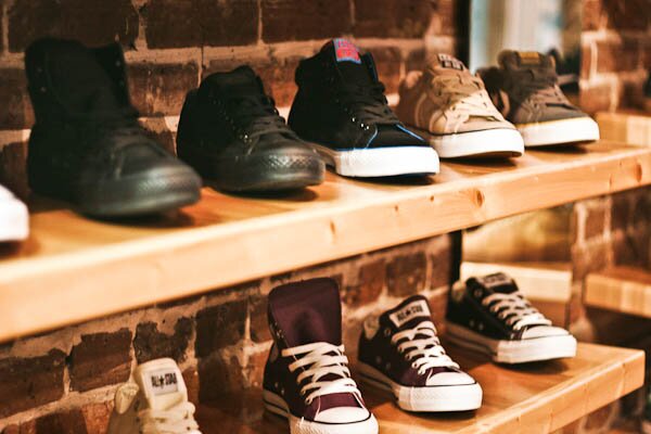 We got some nice Chuck Taylor's and other CONS in 