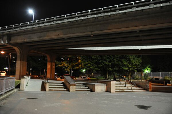 Damn Am Canada: skate plaza Vancouver