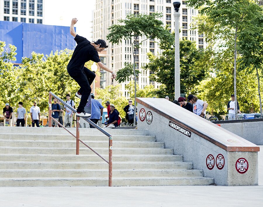 Damn Am Chicago 2017 Practice & Indy Best Trick