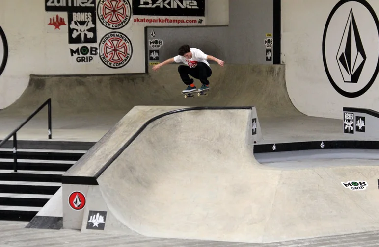 Inside there was a lot of ripping going on, Jereme Knibbs has this switch wallie 180 every try.<!-- Damn Am Costa Mesa 2013 Presented by Volcom -->